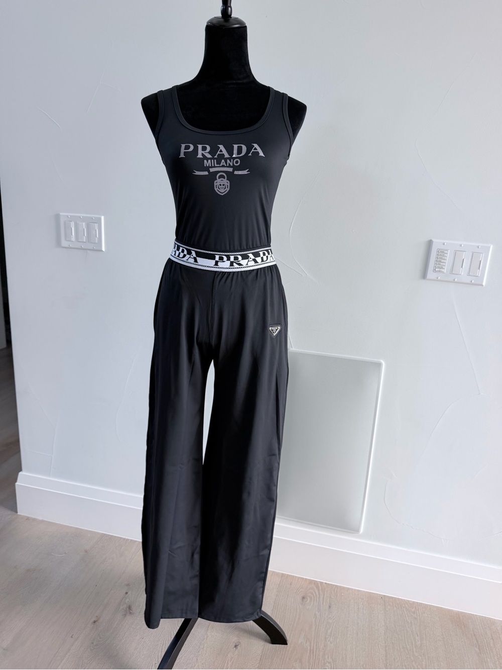 Prada Black Logo Top with Wide-Leg Pants Set Lounge Set with Pockets size S